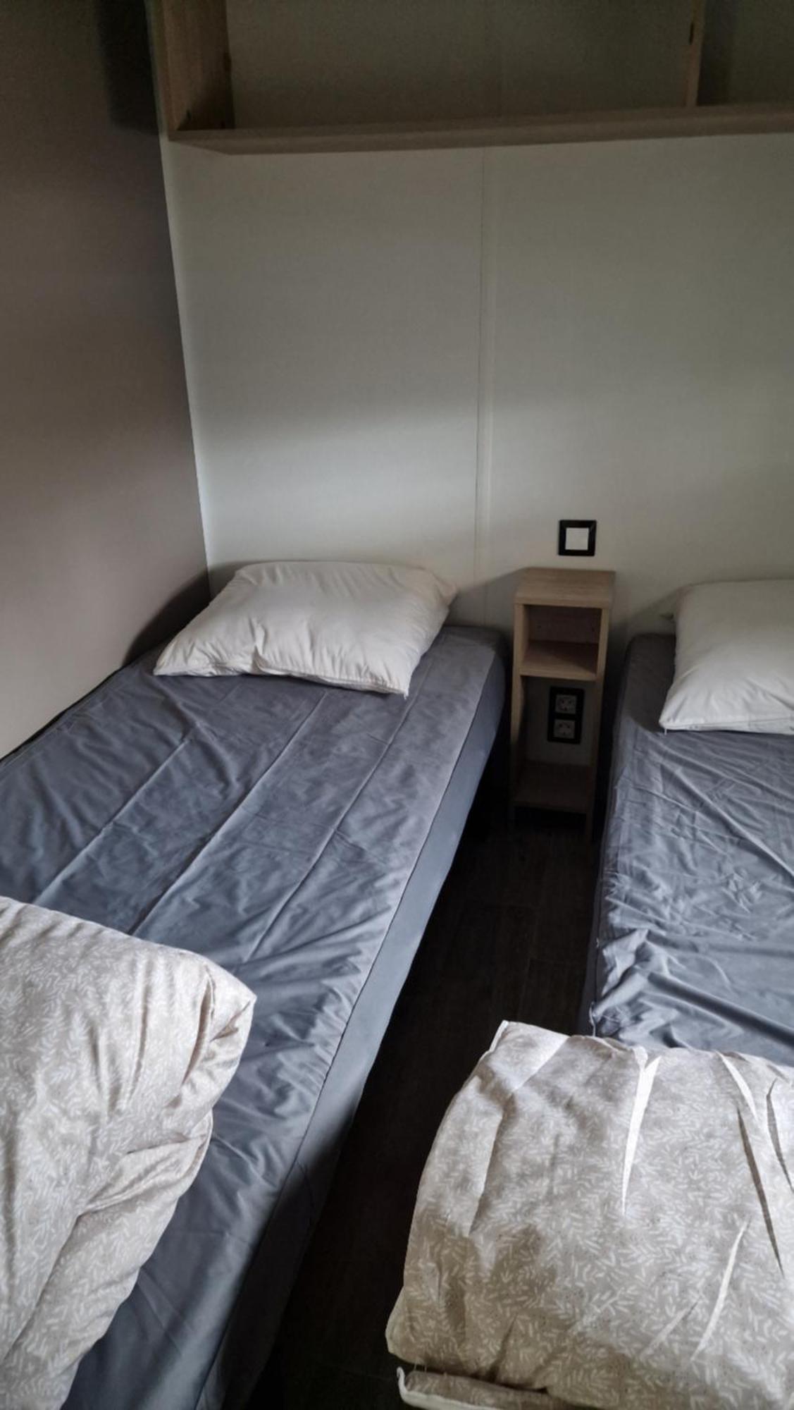 Mobilhome Clim Tele La Falaise 4 Etoiles Narbonne Eksteriør billede